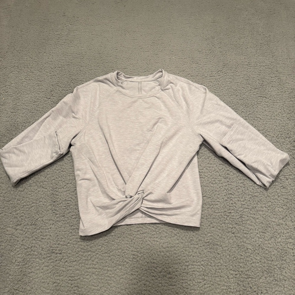 Lululemon Tuck & Gather Twist Front Long Sleeve Pullover Top Sweatshirt Size 8